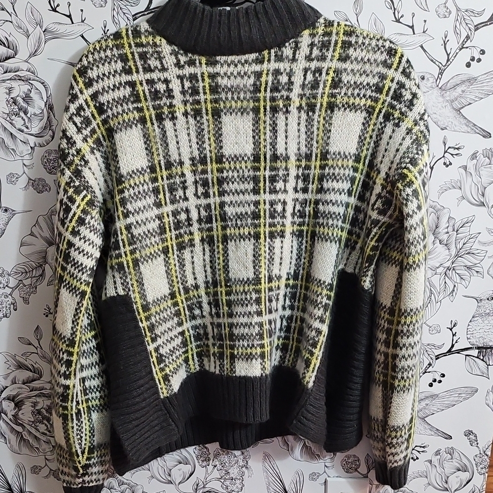 Nine West Grey and Yellow Cowl Neck Sweater with Modern Plaid Design